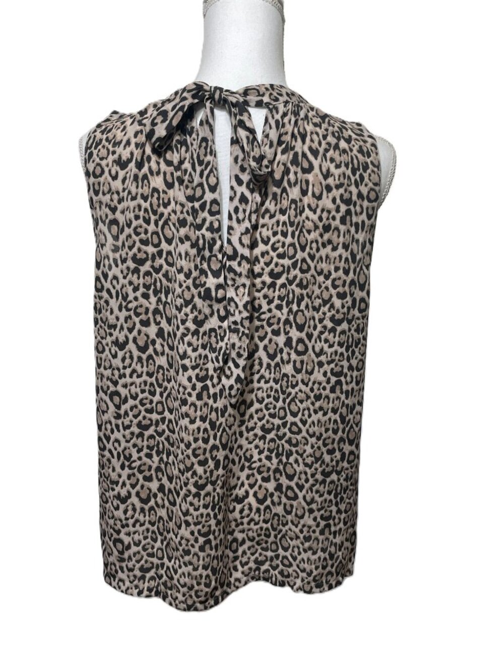 Loft Leopard Print Sleeveless Blouse with tie in the back - Picture 4 of 8